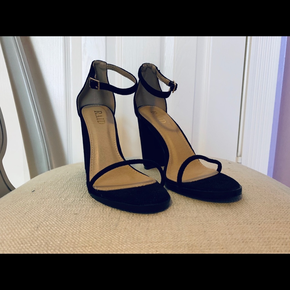 NWOT black suede block heels with gold detailing